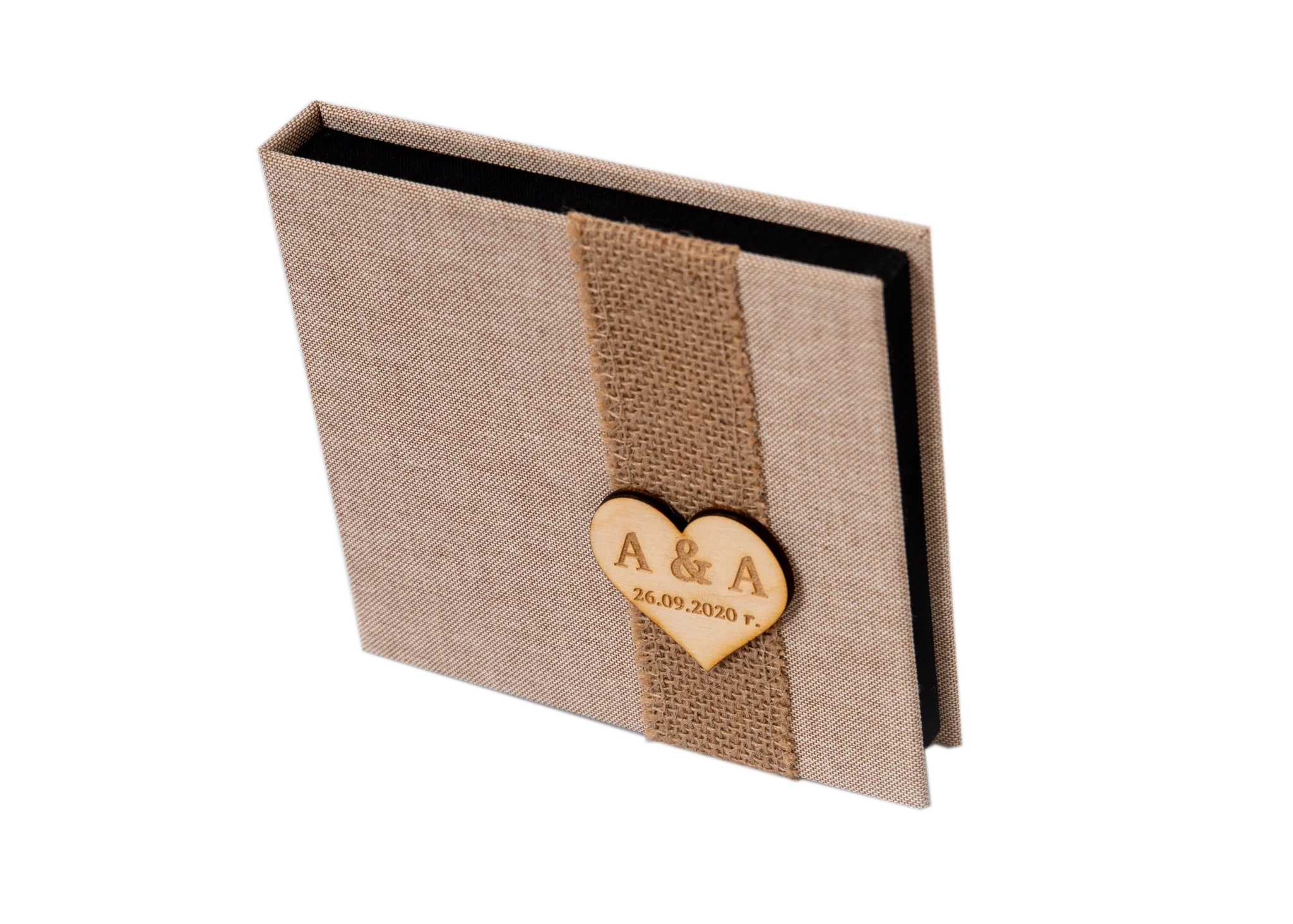 Pudełko z pendrive w stylu vintage